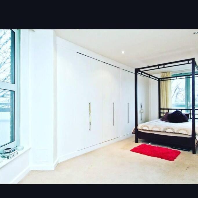 Centrally Located Flat - Battersea Park Road London Luaran gambar