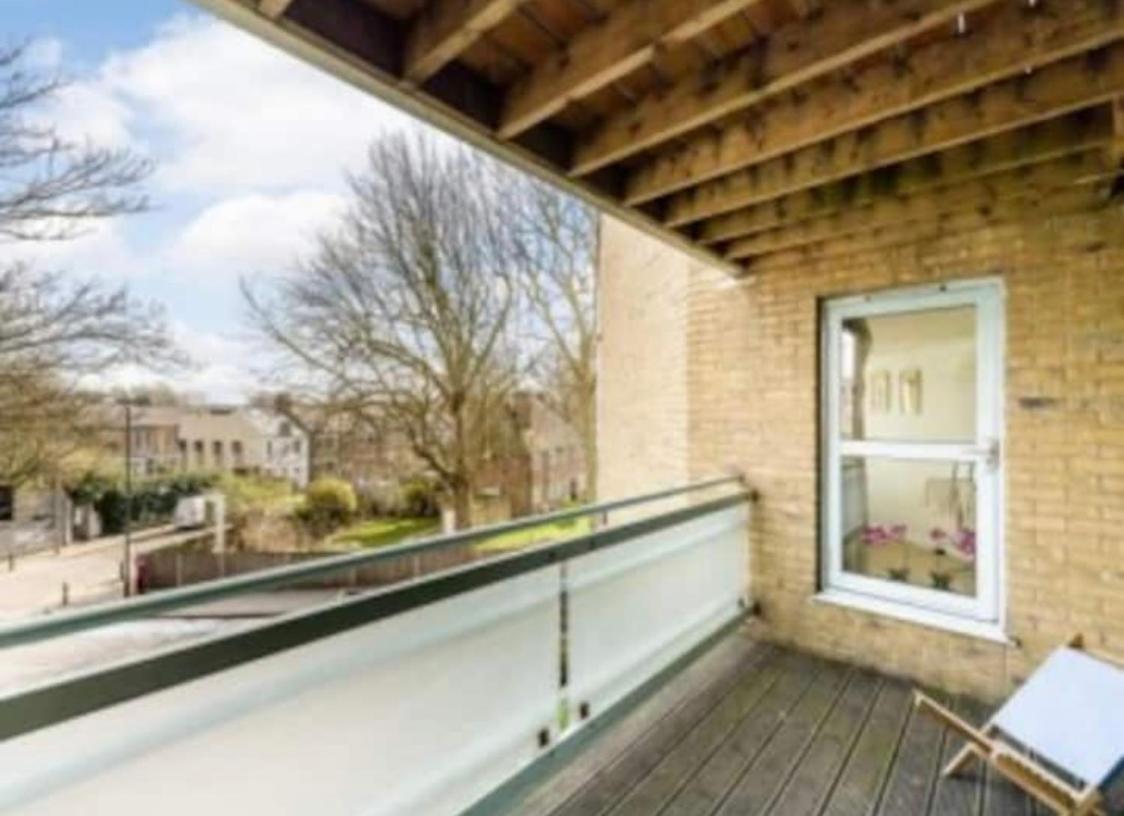 Centrally Located Flat - Battersea Park Road London Luaran gambar